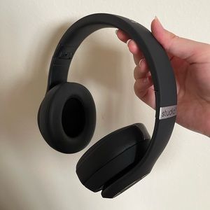 Beats by Dr. Dre Beats Studio³ Wireless in Matte Black